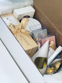 Image 2 of Mothers Day Gift Box