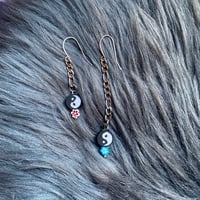 Image 2 of Flower Ying Yang set