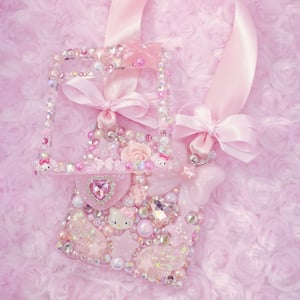 Image of Coquette Z Flip 5 Rhinestone Deco Case 