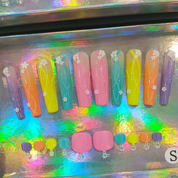 Image of pick from option 1-19 press on nails with toe nail set