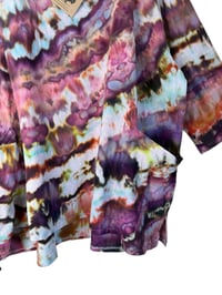 Image 8 of 2XL Cotton Woven Forager Top in Earthy Warm Agate Ice Dye