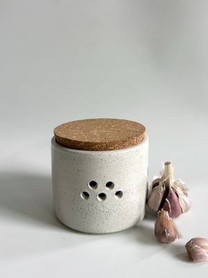 Image of  Garlic canister 