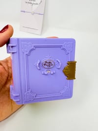 Image 3 of Ensemble bracelet et Polly Pocket Mini livre violet pays merveilleux rare