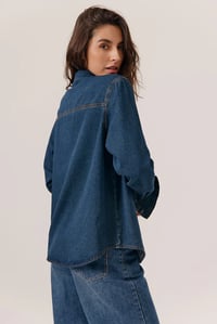 Image 3 of Camisa Debora