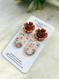 Image 2 of Fall floral