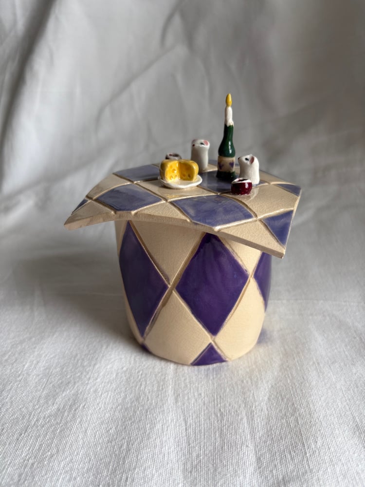 Image of mouse picnic box 