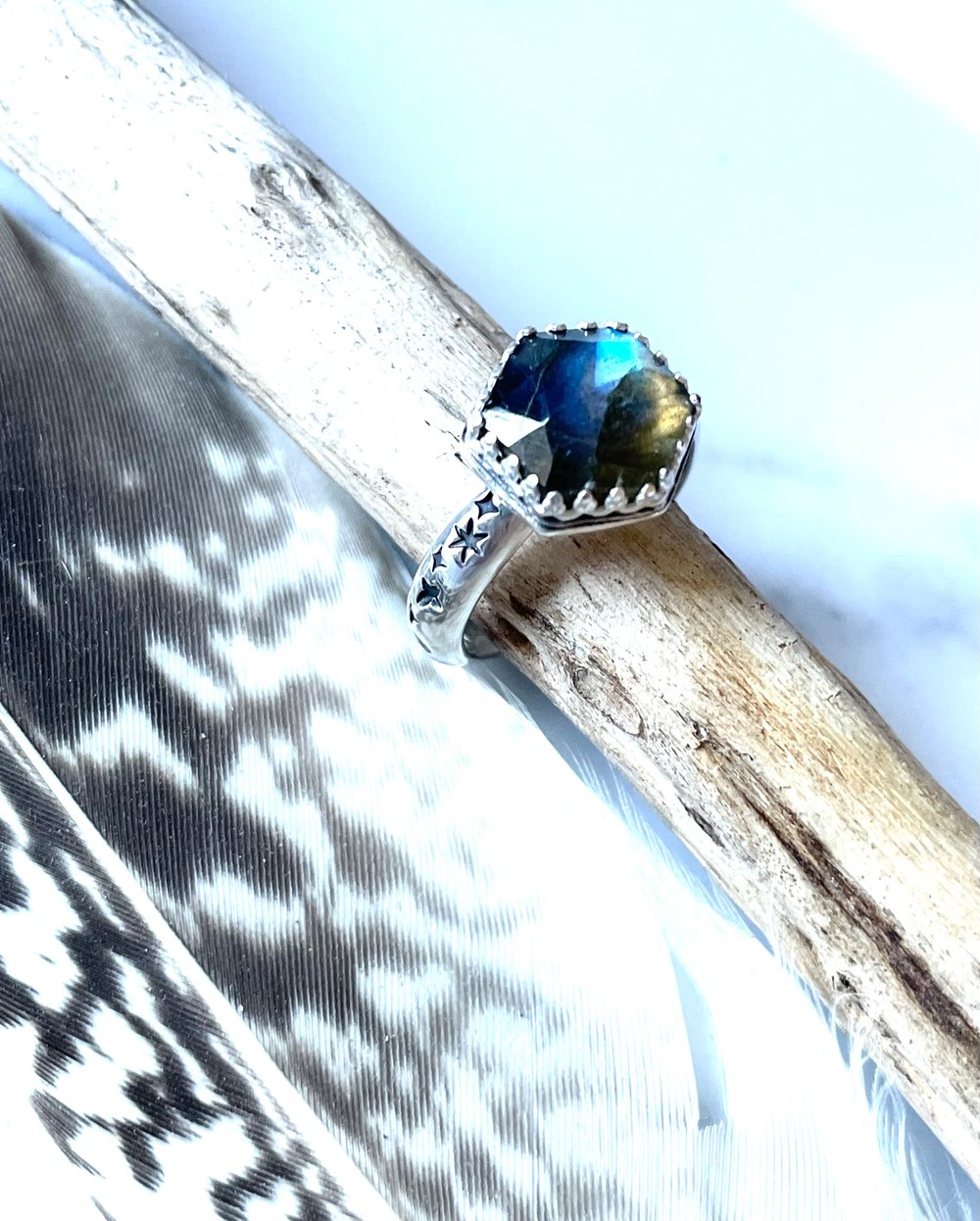 Sterling Silver Celestial Blue Flash Labradorite Ring 925