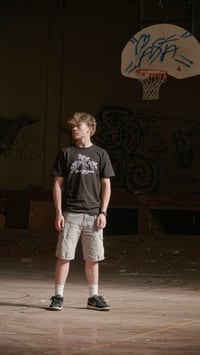 Image 2 of Everyday Essential Tee (black)