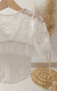 Image 2 of Sitter girls bodysuit - Lara | white | 9-12 months | cake smash