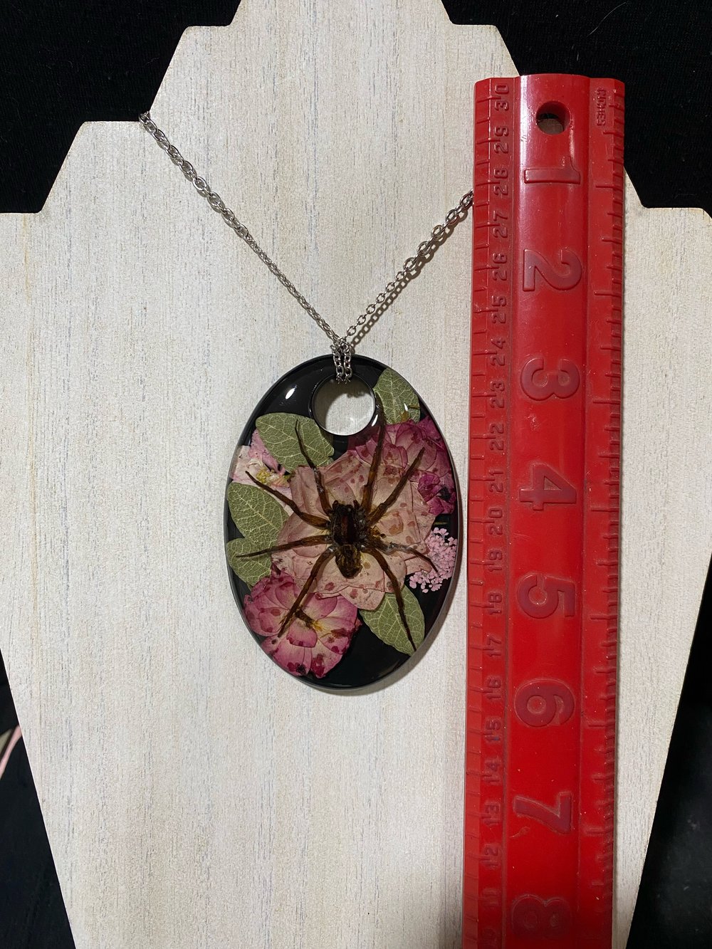 Floral Wolfspider Pendant 