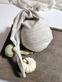 Image 1 of Newborn sleep hat for phoroshoot | grey melange