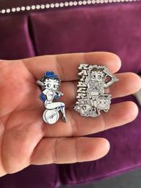 pins 