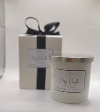 Image 2 of Very vanilla candle 