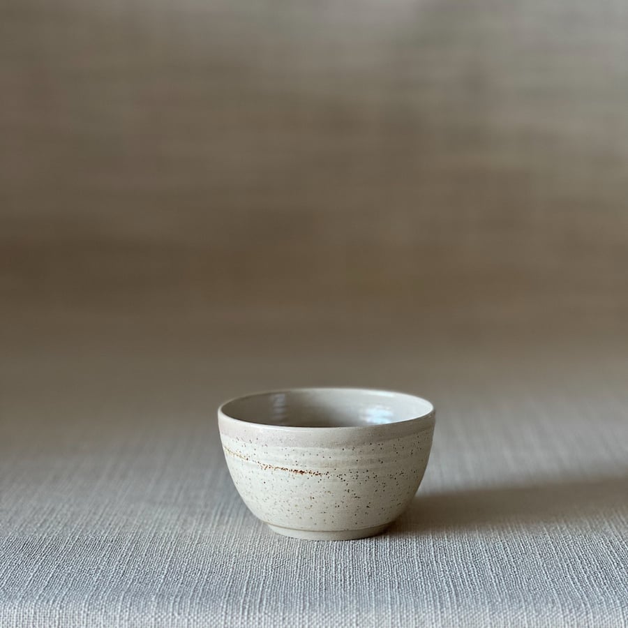 Image of MELLOW SMALL BOWL
