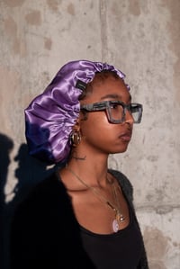 Image 1 of "AMETHYST" LUXURY SATIN BONNET