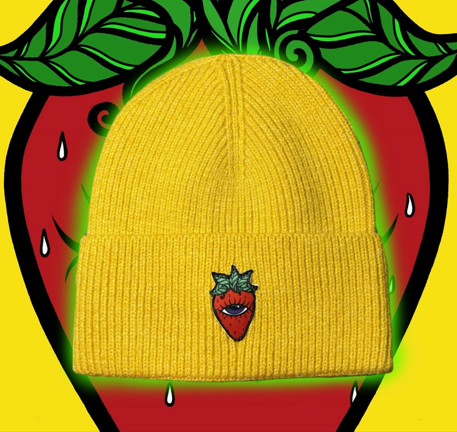 Image of Evil Eye Strawberry beanie 