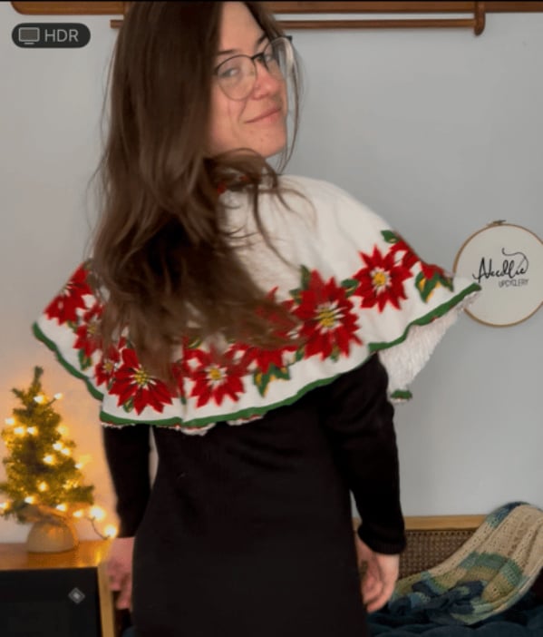 Fuzzy Lined Poinsettia Poncho, OSFA