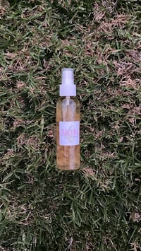 Image 4 of Rosé aqua petal toner