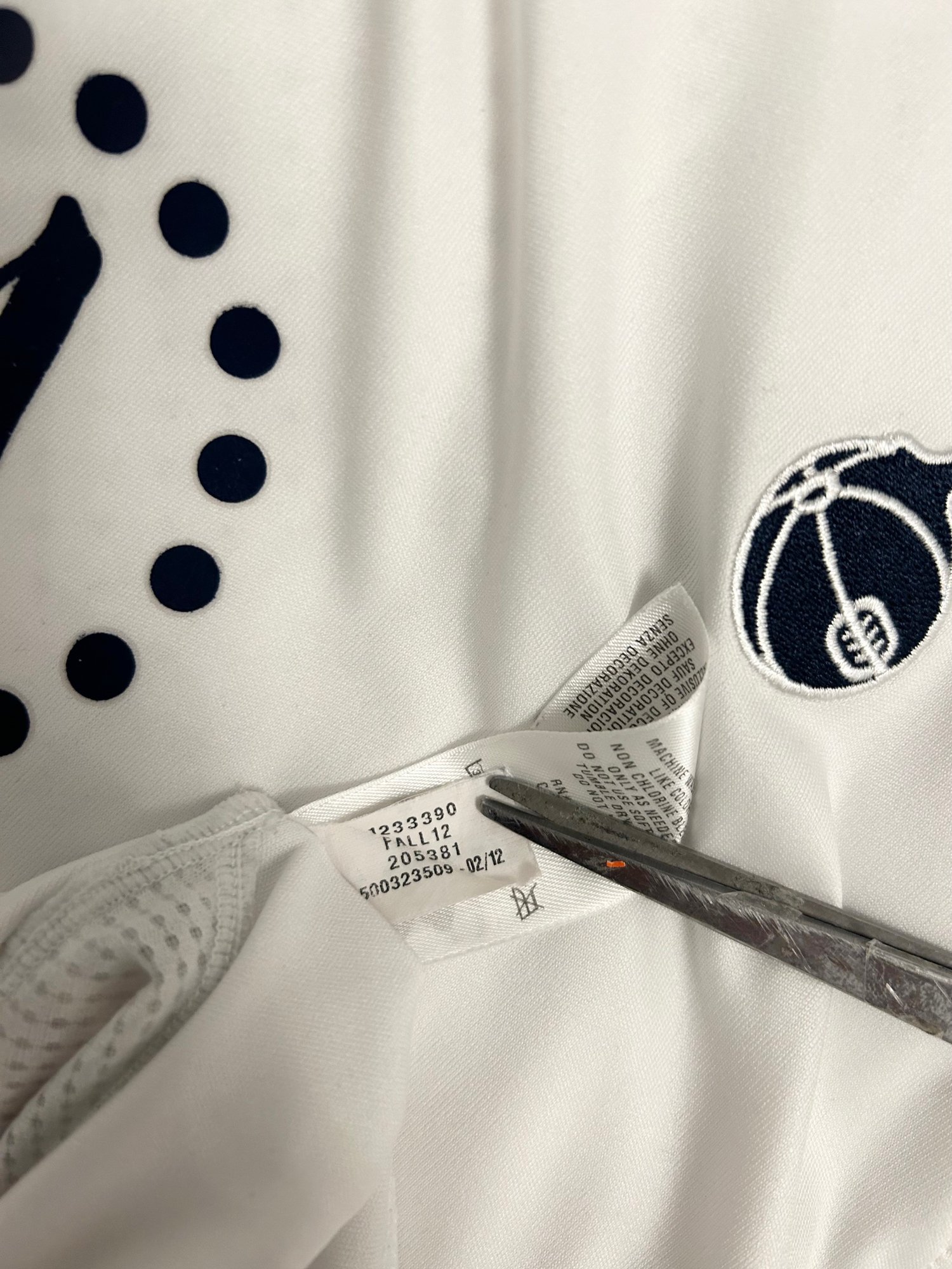 Image of Tottenham Hotspur “BALE 11” 2012/13 Home Shirt + PL patches (L)