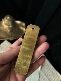 Image 5 of Magnifique petite pince à courrier en laiton ouvragée, époque victorienne, 1850-1890.