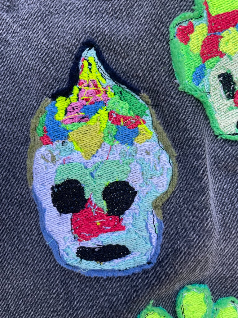 Clown jorts [32] Image 4