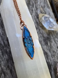 Image 4 of Electroformed carved labradorite necklace 01