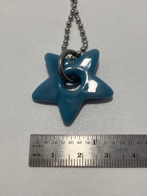 Image of bubblegum blue star