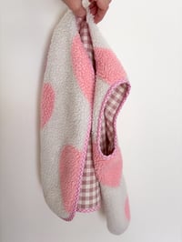 Image 2 of Le Gilet De Berger Modèle Coeur 💕