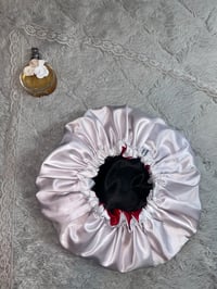 Image 1 of Midnight Kick |  Bonnet