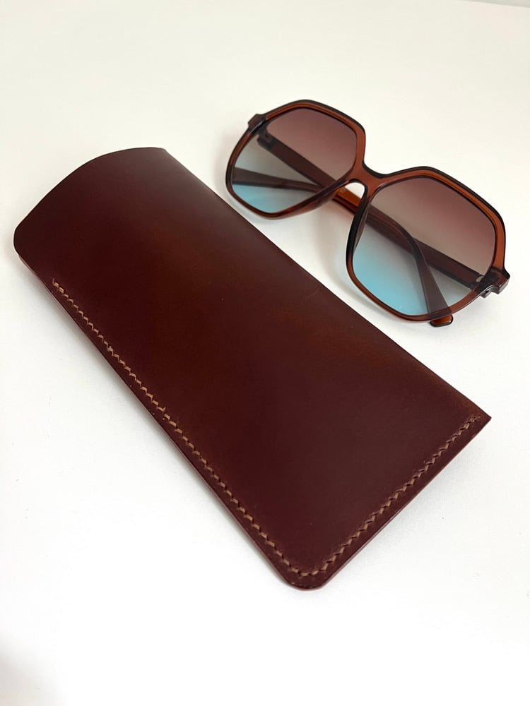 Image of Walnut Buttero Sunglasses Case