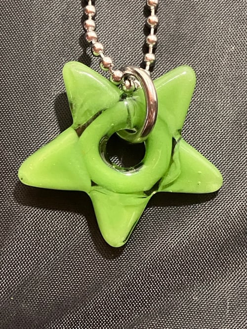 Image of forest green star