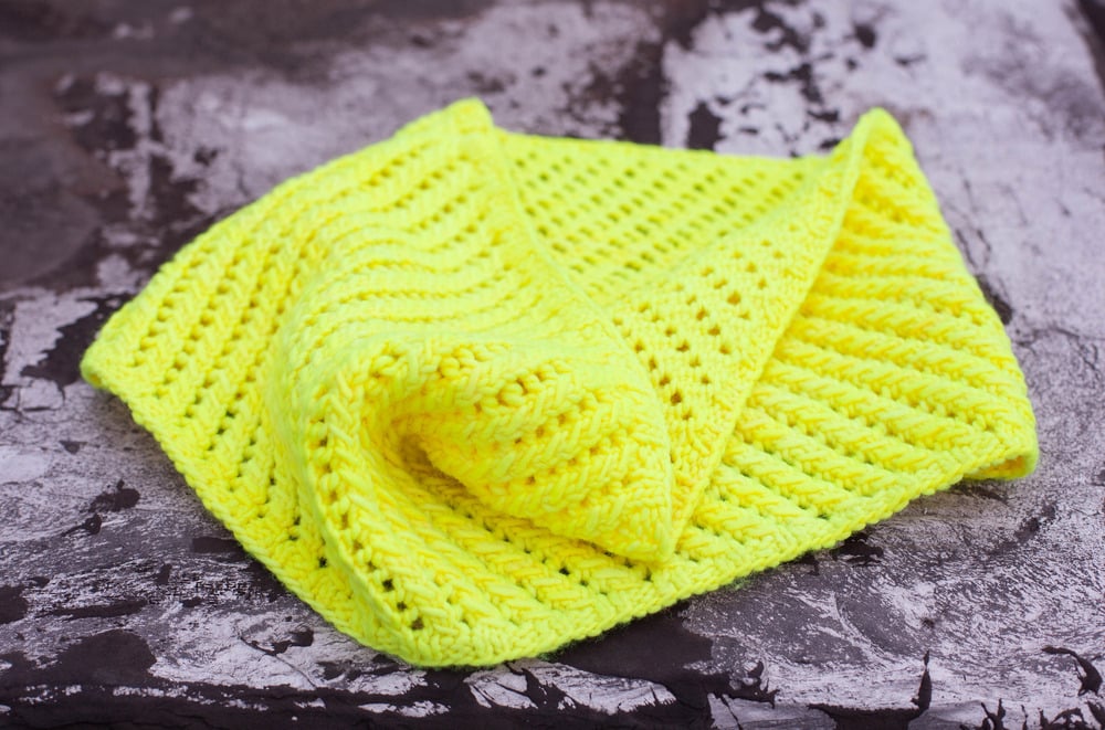 Image of Hand Knit Diagonal Stitch Snood