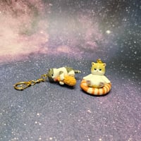 Mofusand Shrimp Figure Keychain