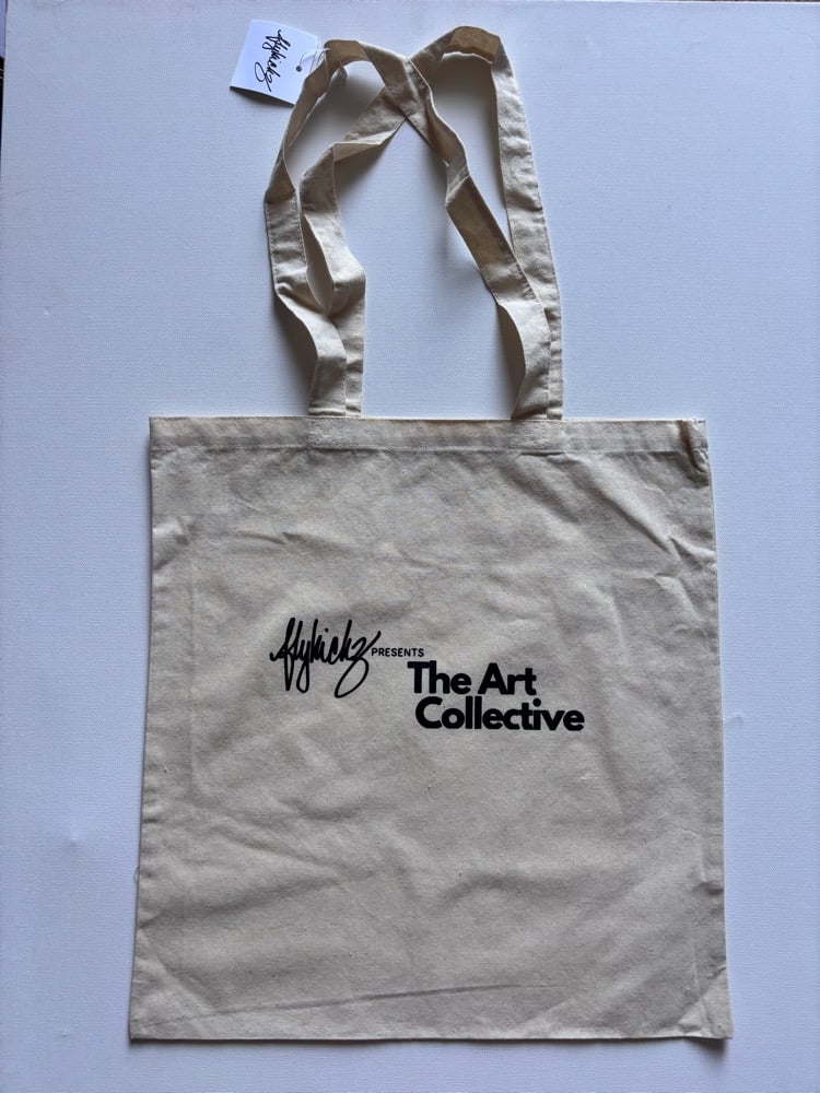 THE ART COLLECTIVE 