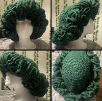 Crochet Ruffle Hat- Hunter Green