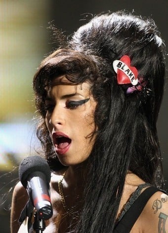 Image of Amy Winehouse Personalised Heart Brooch 