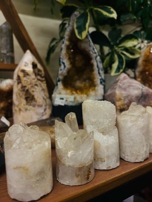 Image of Clear quartz tower rough 