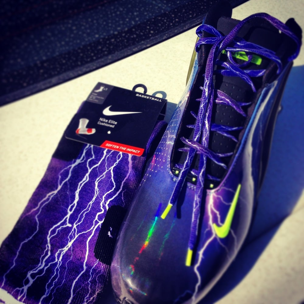nike 54 inch laces