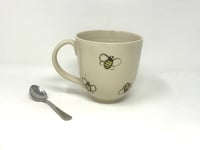 Image 2 of Large Bee Decorated Mugs