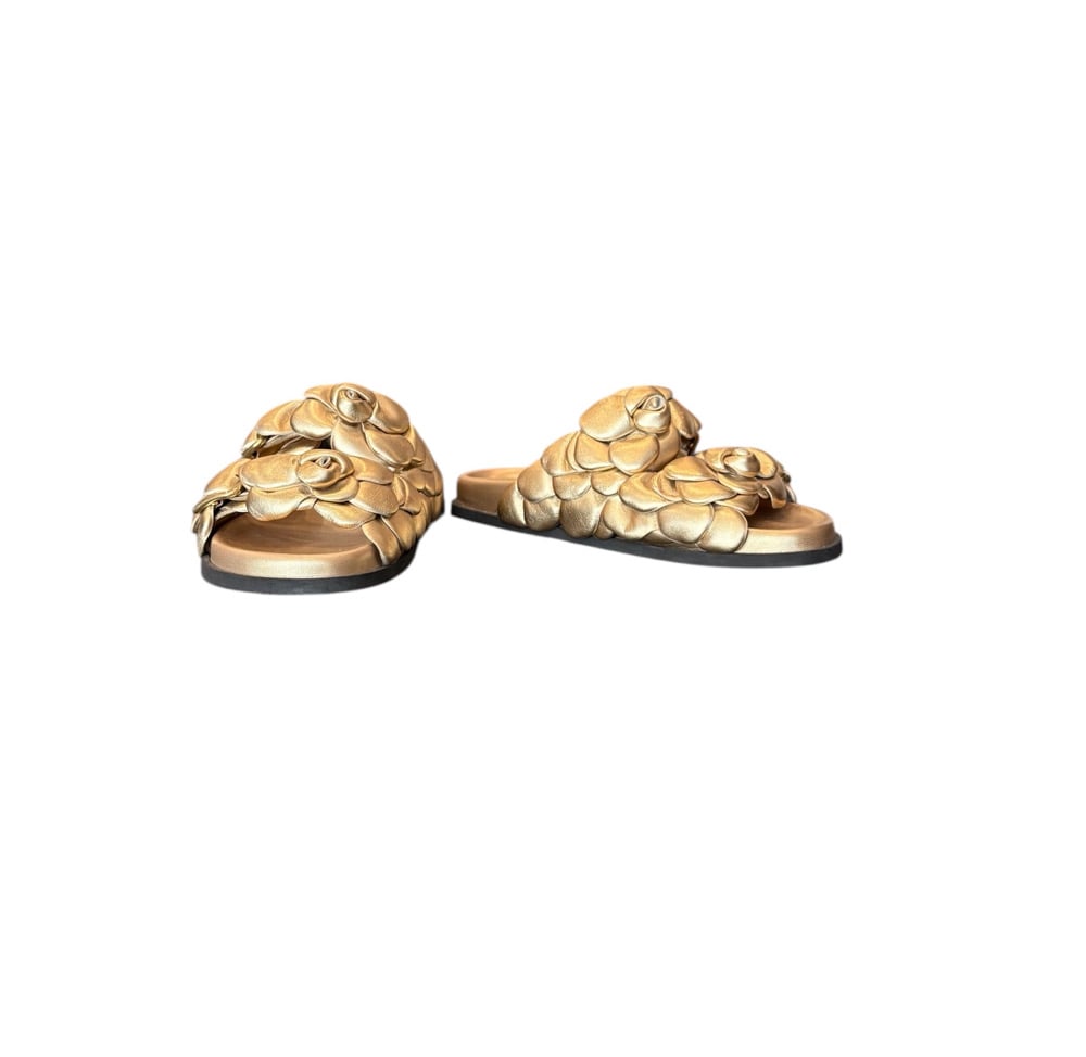 Image of Valentino Garavani Size 37 Sandals 3-1729