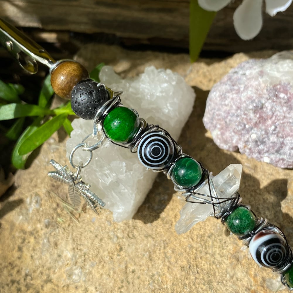 Image of garden night roach clip