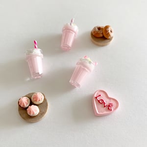 Image of Dollhouse Valentines Treats