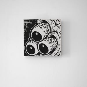 Image of Three eyes