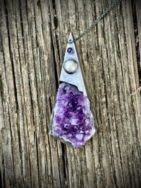 Image 12 of Twisted Crown