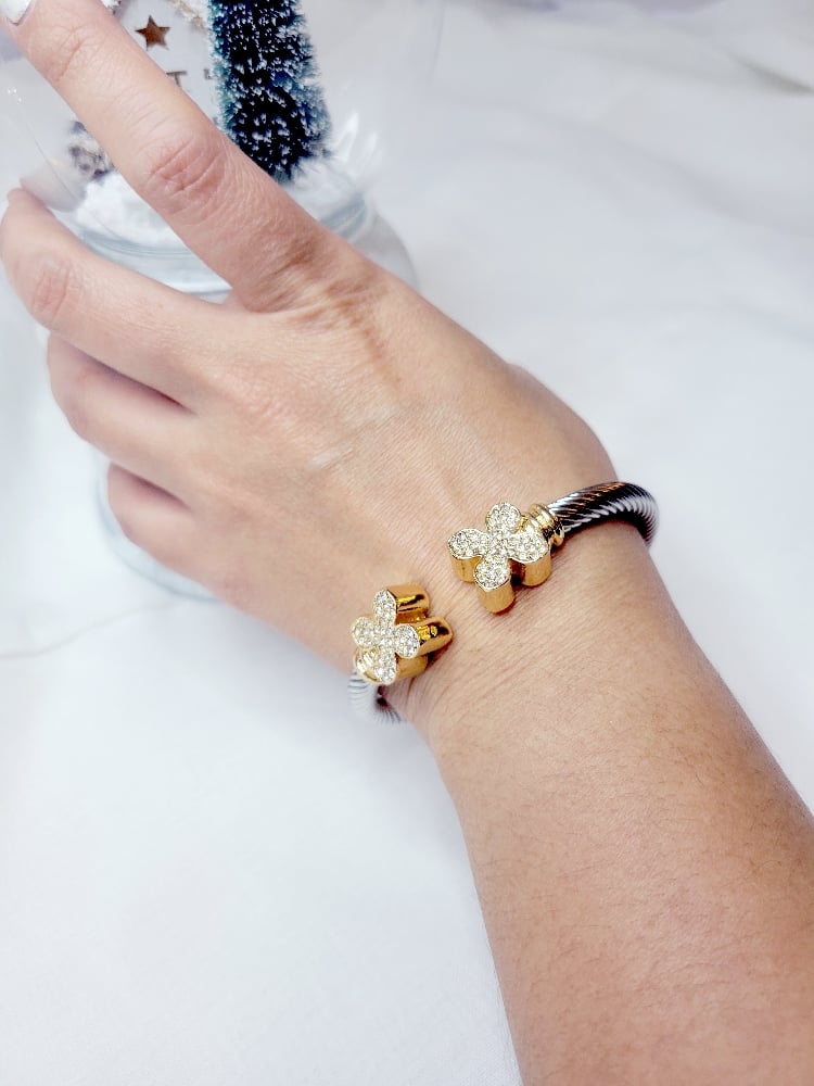 Image of Clover Cable Bracelet 