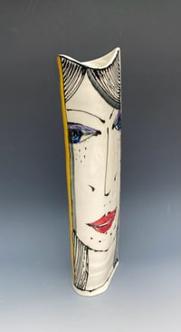 Image 4 of "Ariane” Faceform vase