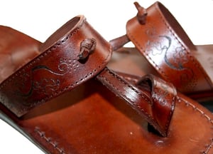 Image of Brown Decor Twizzle Leather Sandals