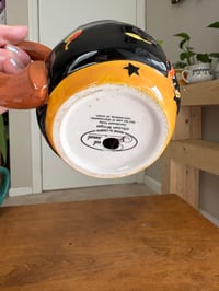 Image 2 of Hoya Chouke in Witch on Broom Mug