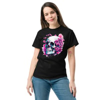 Image 3 of Watercolor skull 4 Unisex classic tee