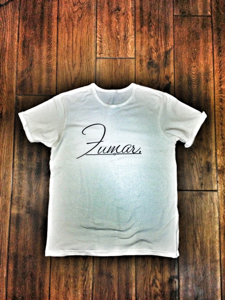 Image of Fumar T-Shirt